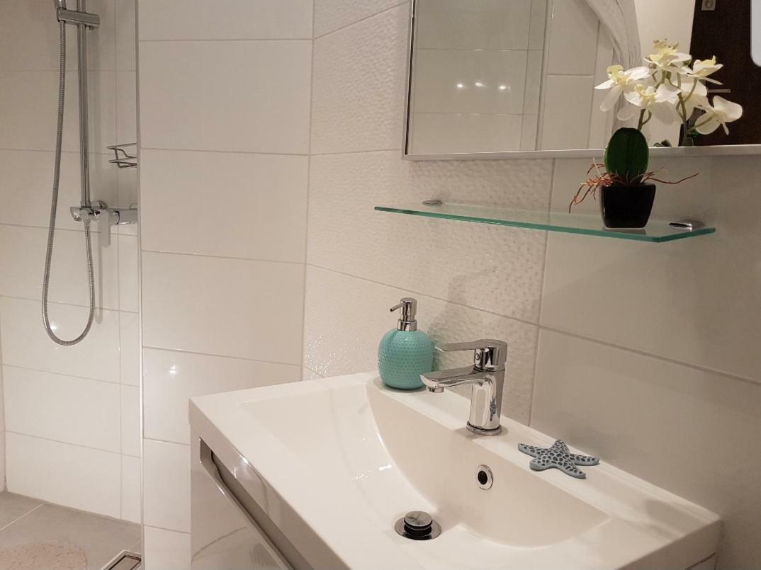 Studio Apartment Lily Rovinj Exterior photo