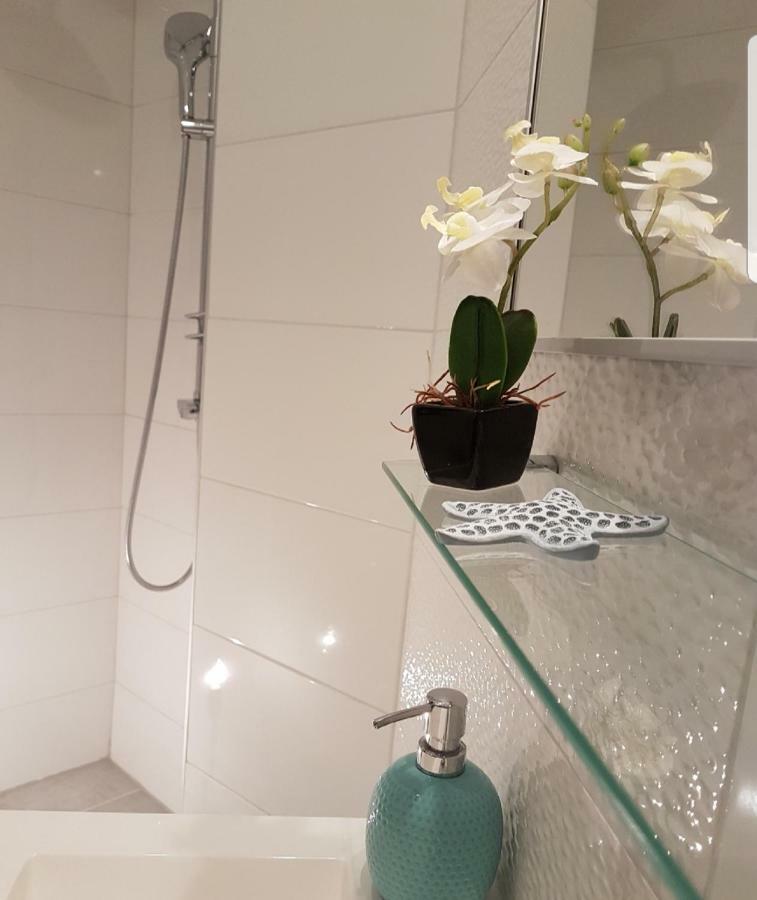Studio Apartment Lily Rovinj Exterior photo