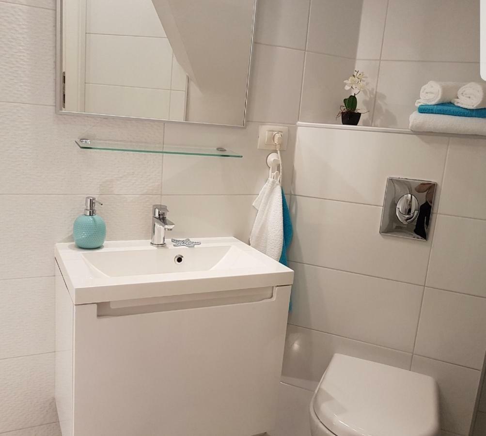 Studio Apartment Lily Rovinj Exterior photo